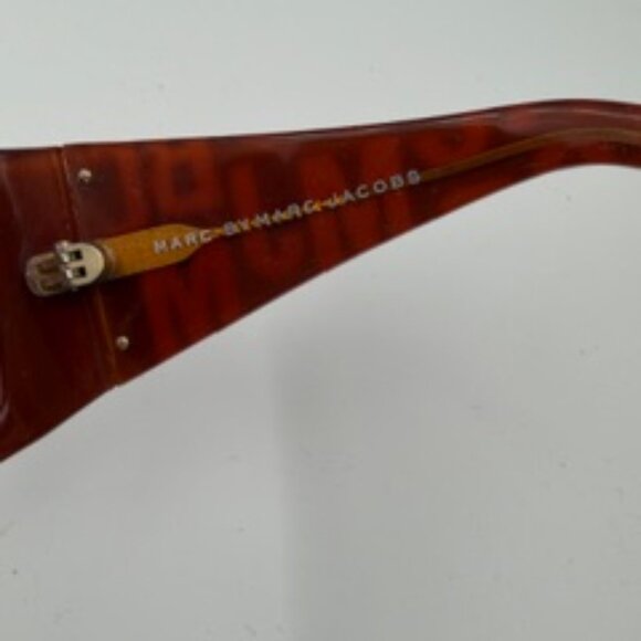 Marc Jacobs Vintage Brown Sunglasses in Velvet Case with Logo Branding main image 6